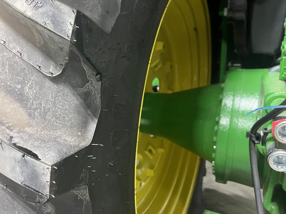 2025 John Deere 9R 440 Tractor 4WD