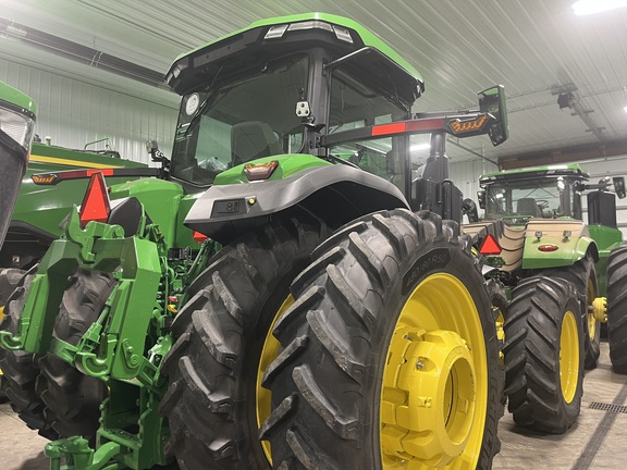 2025 John Deere 8R 370 Tractor