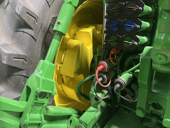 2025 John Deere 8R 370 Tractor