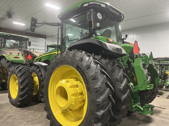 2025 John Deere 8R 370 Tractor