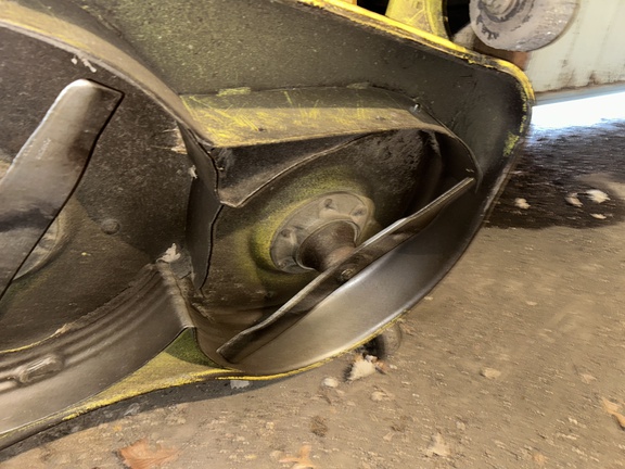 2022 John Deere X734 Garden Tractor