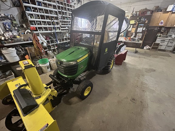 2022 John Deere X734 Garden Tractor