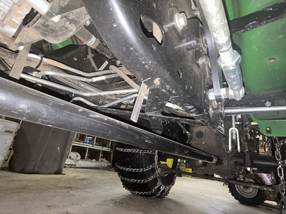 2022 John Deere X734 Garden Tractor