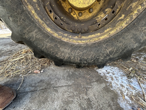 2010 John Deere 7530 Premium Tractor