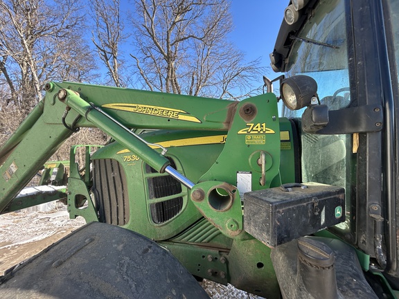 2010 John Deere 7530 Premium Tractor