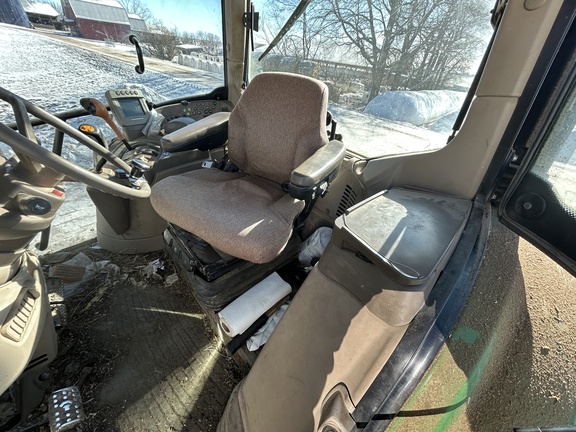 2010 John Deere 7530 Premium Tractor