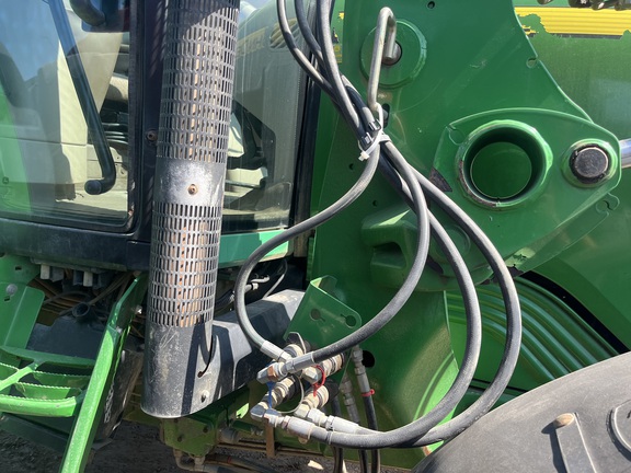 2010 John Deere 7530 Premium Tractor