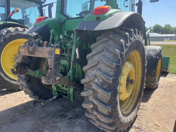 2010 John Deere 7530 Premium Tractor