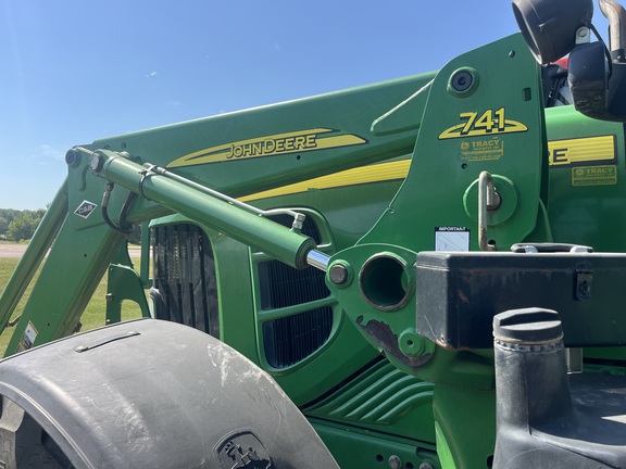 2010 John Deere 7530 Premium Tractor