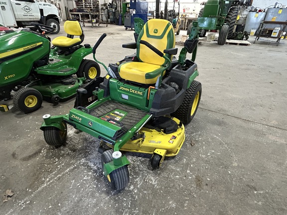 2022 John Deere Z545R Mower/Zero Turn