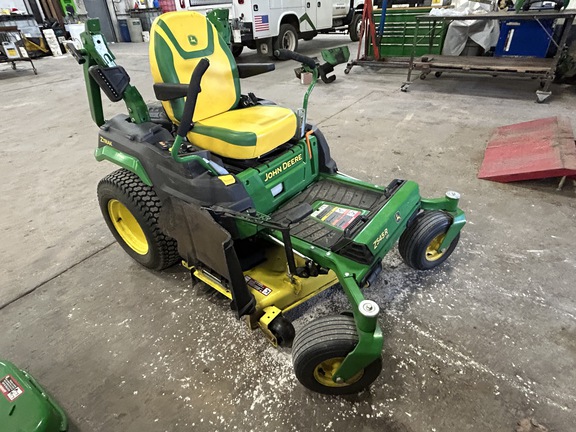 2022 John Deere Z545R Mower/Zero Turn