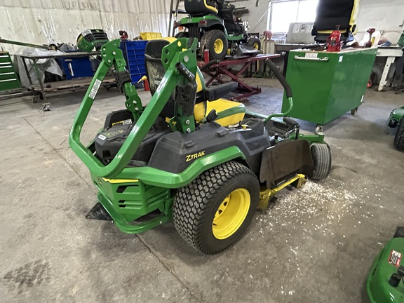 2022 John Deere Z545R Mower/Zero Turn