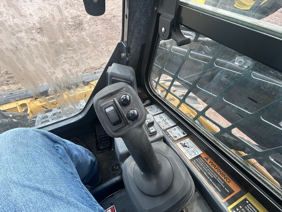 2024 John Deere 330G Skid Steer Loader