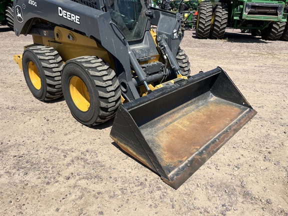 2024 John Deere 330G Skid Steer Loader