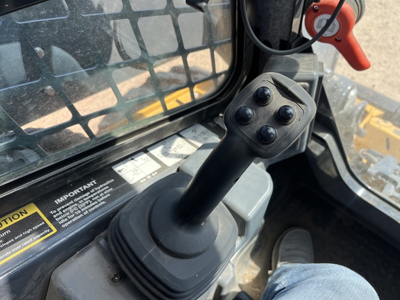 2024 John Deere 330G Skid Steer Loader