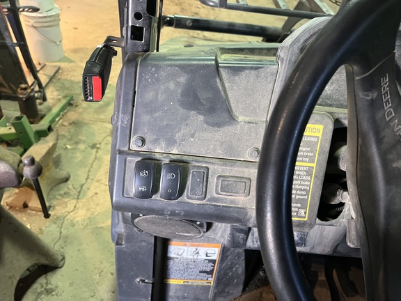 2020 John Deere XUV 835M ATV