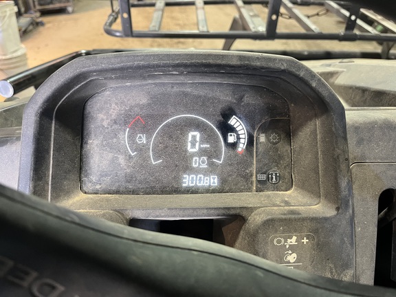 2020 John Deere XUV 835M ATV