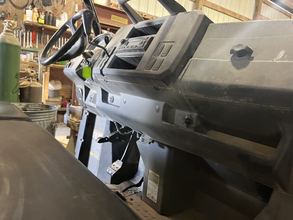 2020 John Deere XUV 835M ATV