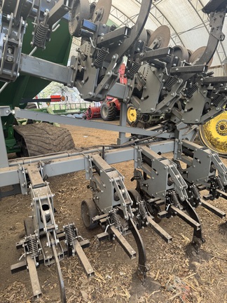 2021 Hiniker 6500 Cultivator RowCrop