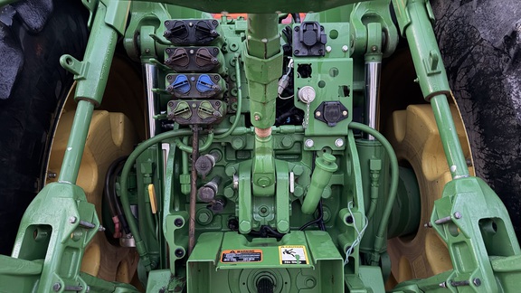 2012 John Deere 7280R Tractor