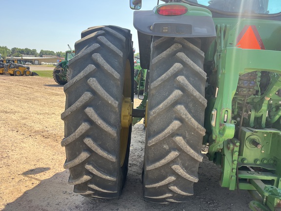 2012 John Deere 7280R Tractor