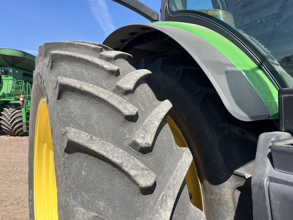 2012 John Deere 7280R Tractor