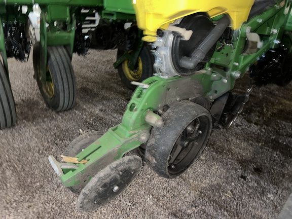 2024 John Deere 1775NT Planter