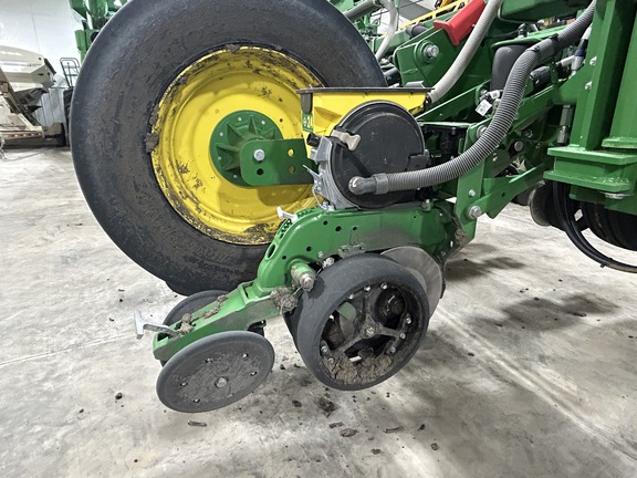 2026 John Deere 1775NT Planter
