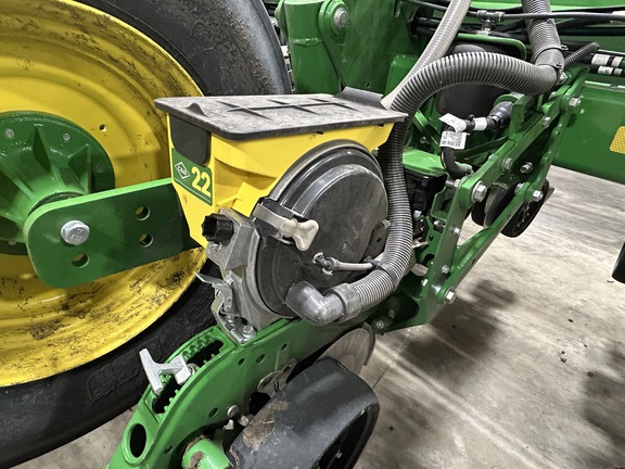 2026 John Deere 1775NT Planter