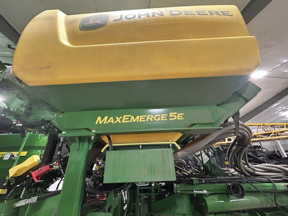 2026 John Deere 1775NT Planter
