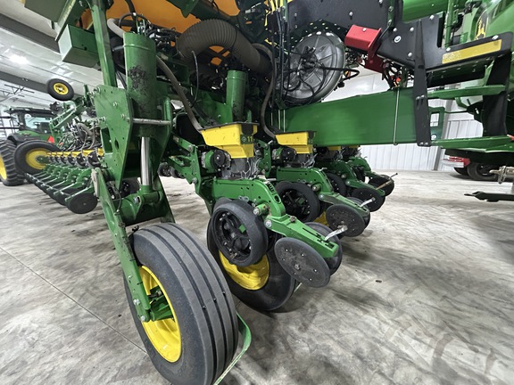 2026 John Deere 1775NT Planter