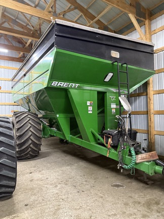 2009 Brent 1082 Grain Cart