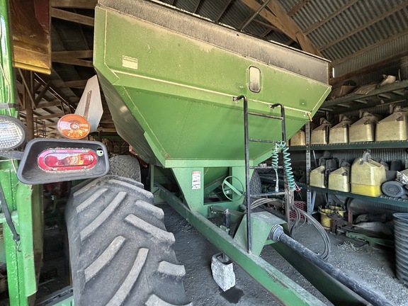 1993 Unverferth 672 Grain Cart