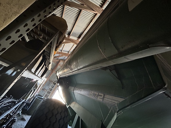 1993 Unverferth 672 Grain Cart