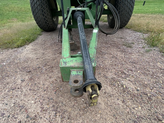 1993 Brent 672 Grain Cart