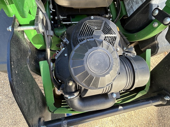 2023 John Deere Z970R Mower/Zero Turn