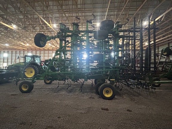 2024 John Deere 2230FH Field Cultivator
