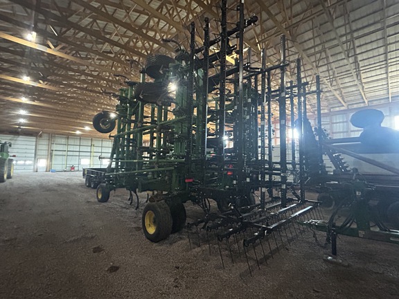 2024 John Deere 2230FH Field Cultivator