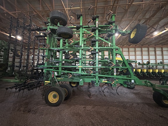 2024 John Deere 2230FH Field Cultivator