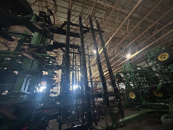 2024 John Deere 2230FH Field Cultivator