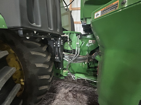 2024 John Deere 9R 390 Tractor 4WD