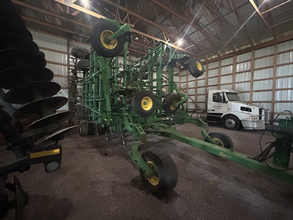 2024 John Deere 2230FH Field Cultivator