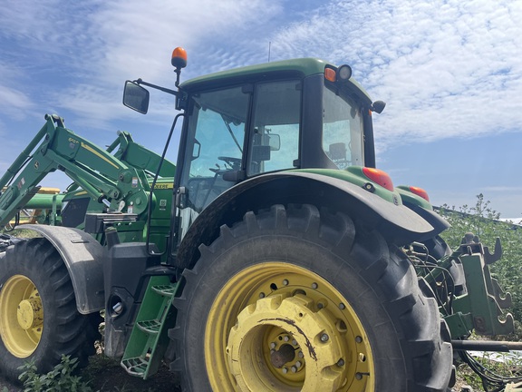 2018 John Deere 6145M Tractor