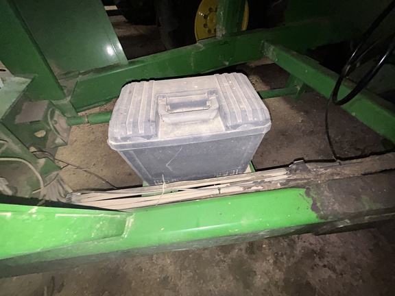 2015 Brent 1282 Grain Cart