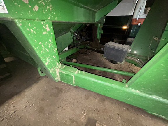 2015 Brent 1282 Grain Cart