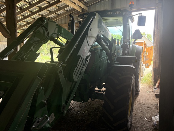 2022 John Deere 620R Loader