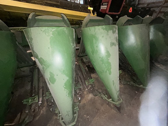 2007 John Deere 893 Header Corn Head