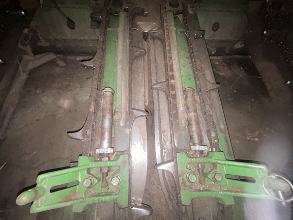 2007 John Deere 893 Header Corn Head