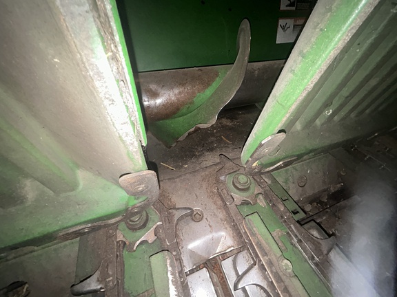 2007 John Deere 893 Header Corn Head