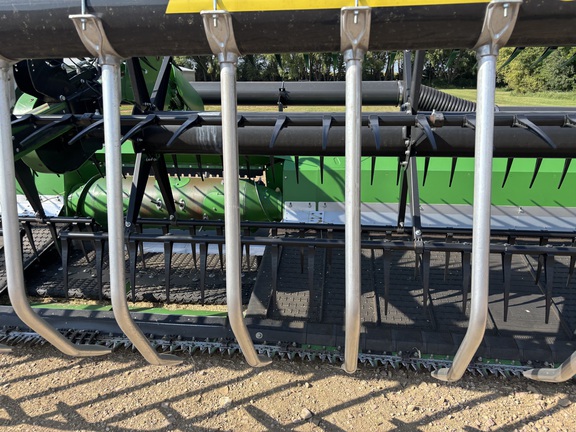 2023 John Deere RD45F Header Combine